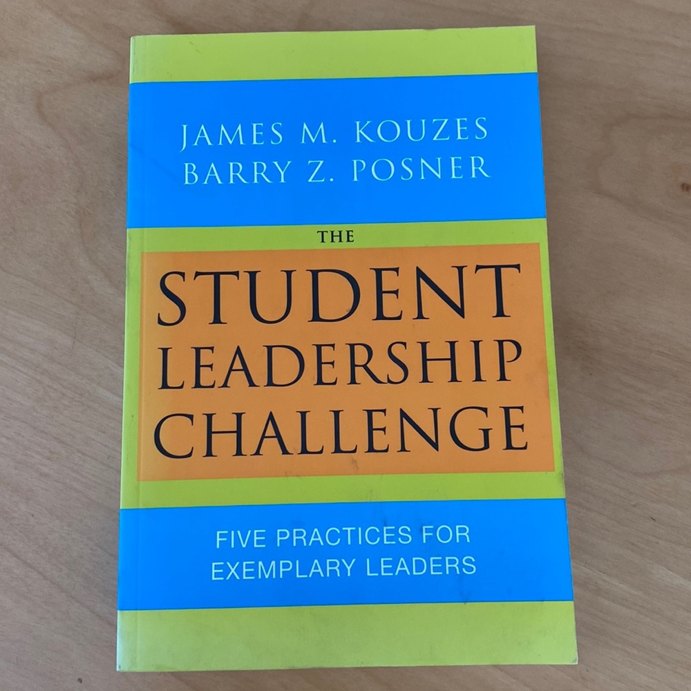 THE STUDENT LEADERSHIP CHALLENGE By Kouzes & Posner Paperback Book